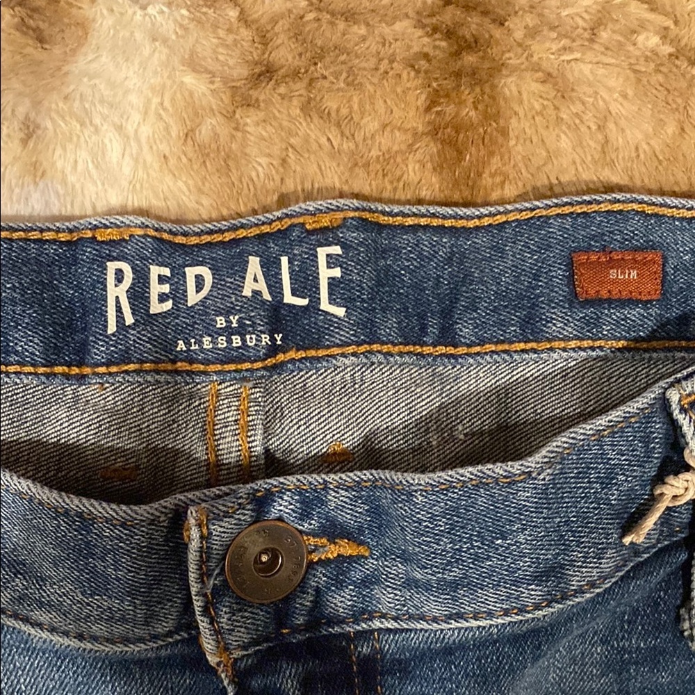 Red Ale by Alesbury Blue Slim Jeans with Classic Medium Wash Size 40 x 32 - Picture 6 of 7